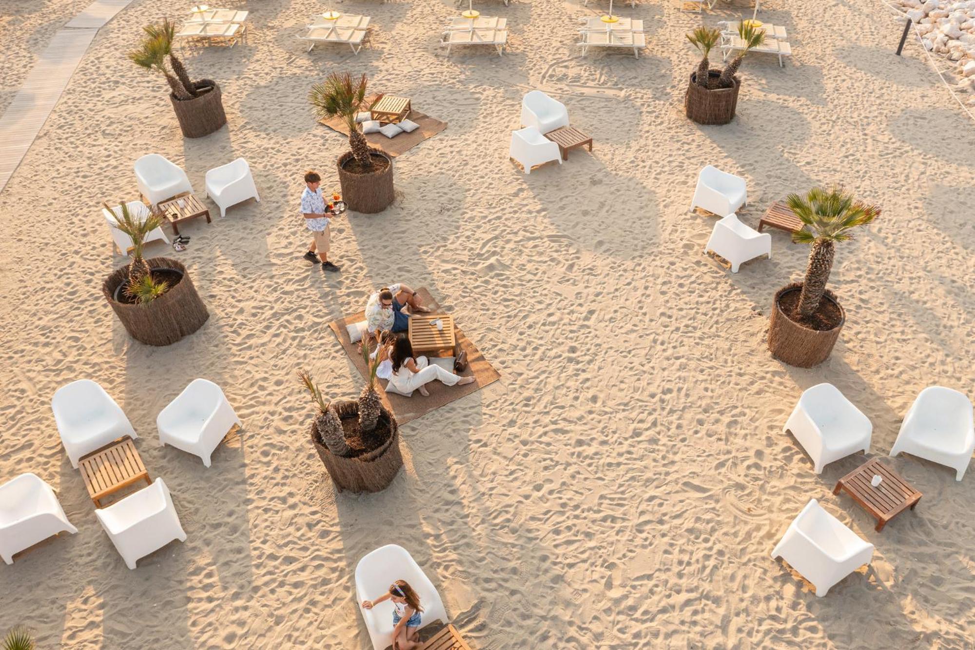 Club Del Sole Spina Family Collection 4*